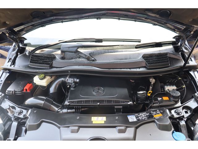 MERCEDES BENZ V class
