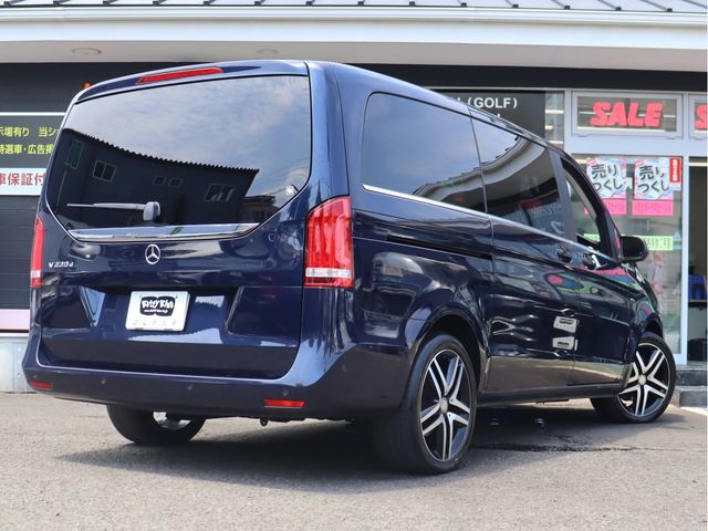 MERCEDES BENZ V class