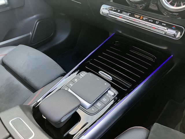 MERCEDES BENZ GLA class
