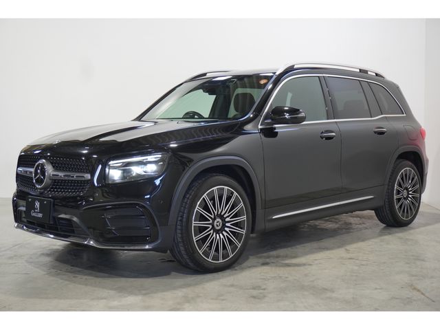 MERCEDES BENZ GLB
