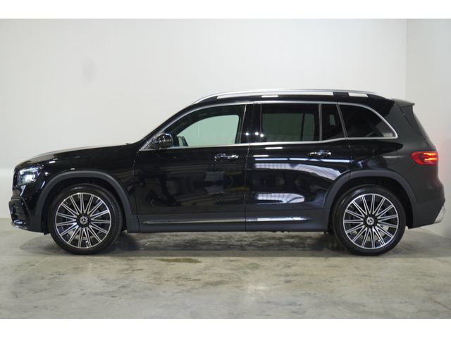 MERCEDES BENZ GLB