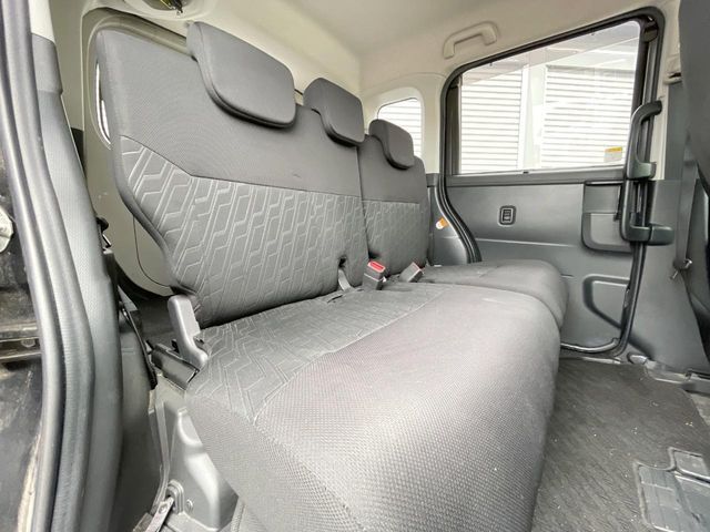 ROOMY