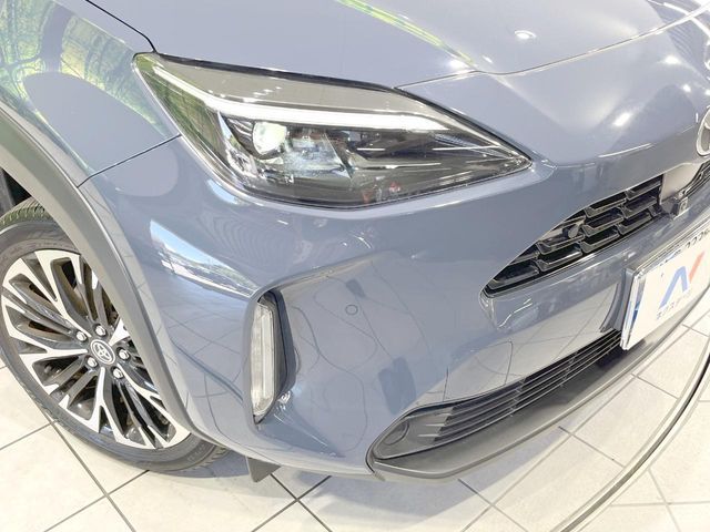 YARIS CROSS