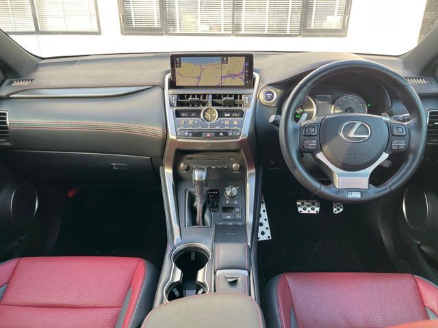 LEXUS NX300h