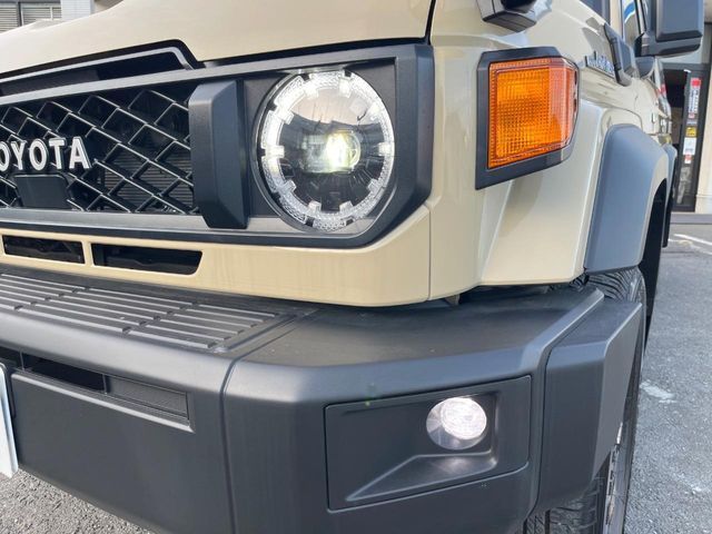 LANDCRUISER 70