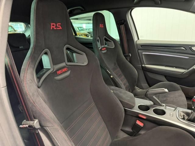 RENAULT MEGANE hatchback