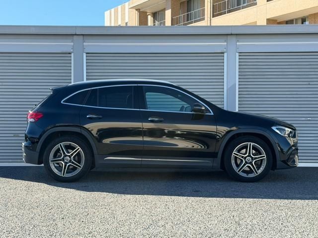 MERCEDES BENZ GLA class