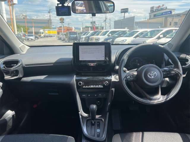 YARIS CROSS HYBRID