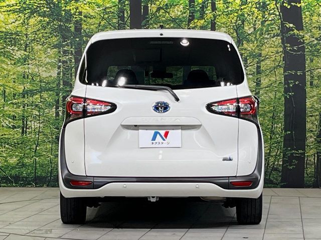 SIENTA HYBRID
