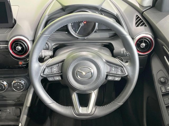 MAZDA2