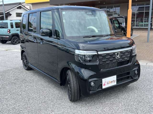 N BOX CUSTOM