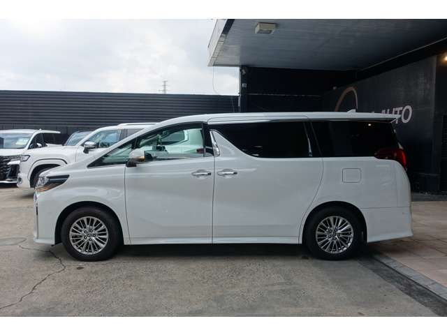 ALPHARD hybrid 4WD