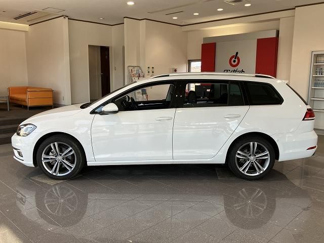VOLKSWAGEN GOLF VARIANT