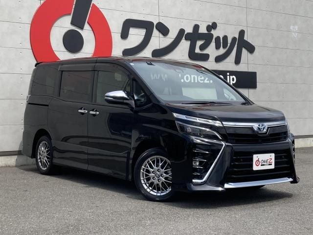 VOXY HYBRID
