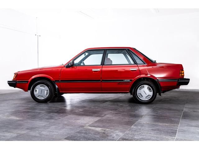LEONE sedan 4WD