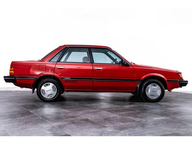 LEONE sedan 4WD