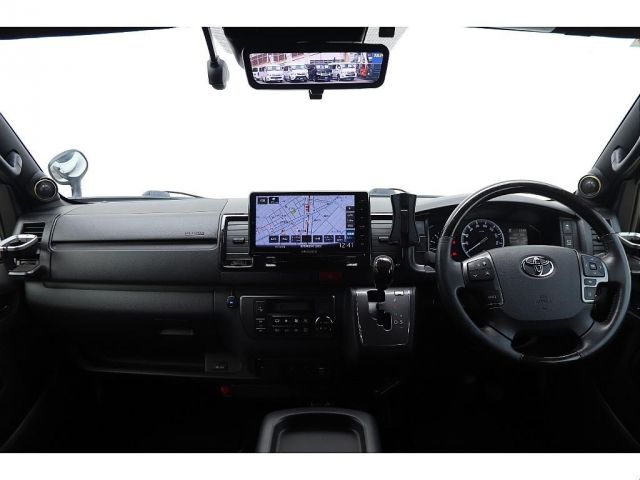 HIACE van 4WD