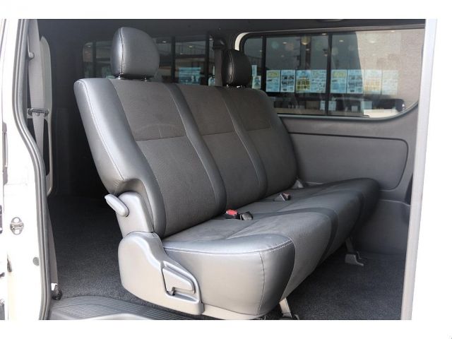 HIACE van 4WD