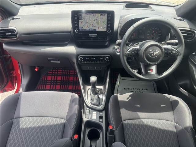 GR YARIS