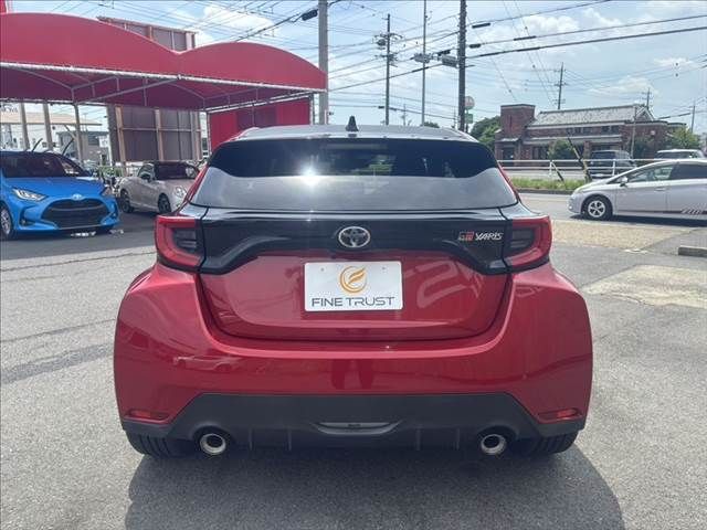 GR YARIS