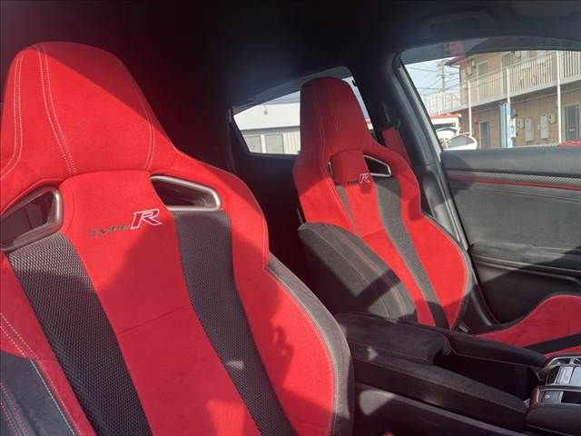 CIVIC hatchback