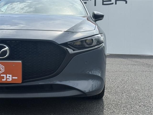 MAZDA3 FASTBACK