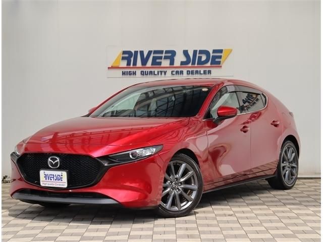 MAZDA3 FASTBACK