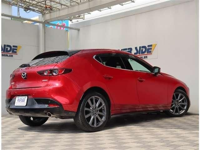 MAZDA3 FASTBACK