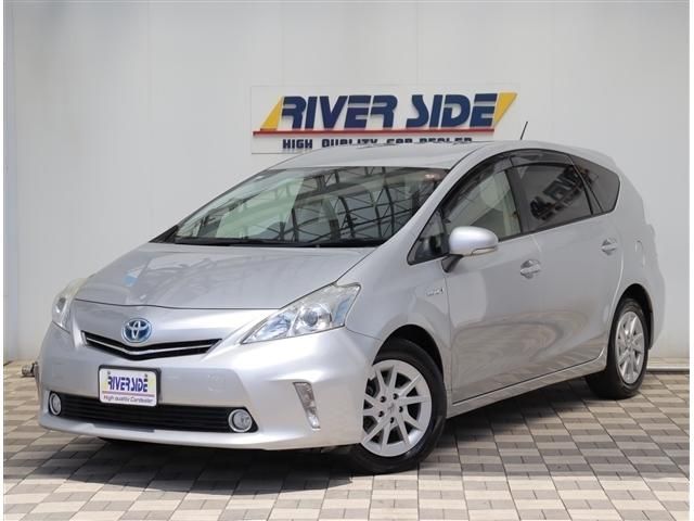 PRIUS Alpha