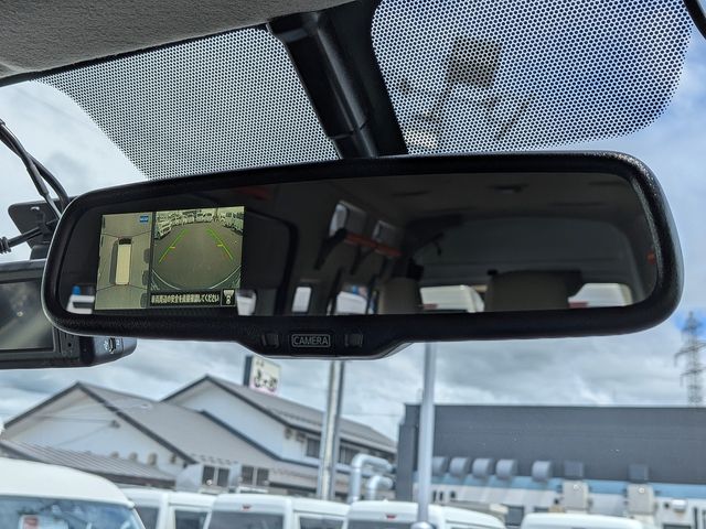 NV350 CARAVAN 4WD