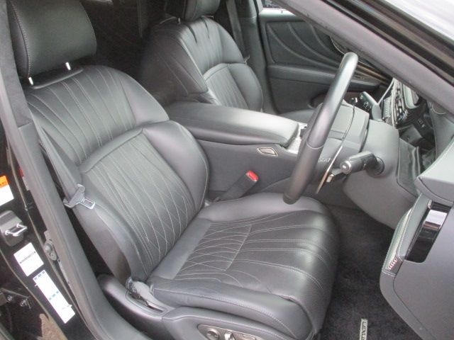 LEXUS LS500h 4WD