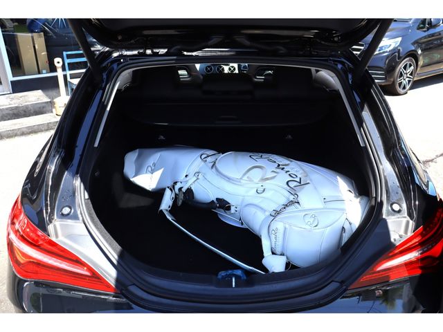 MERCEDES BENZ CLA Shooting Brake