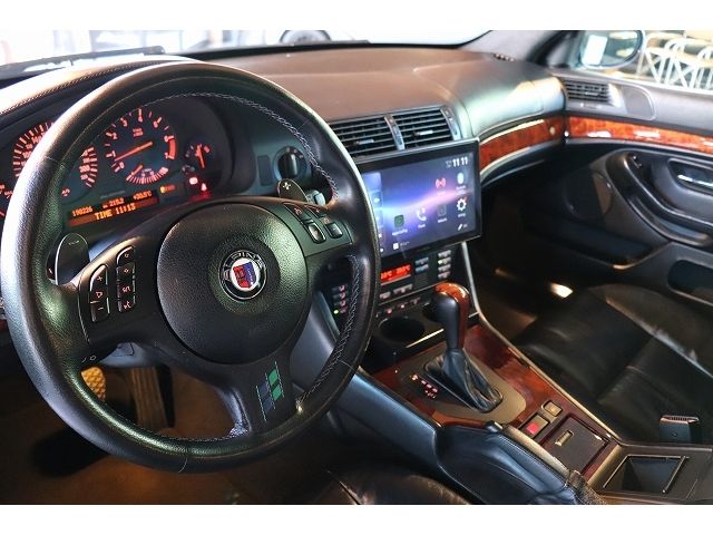 ALPINA B10 limousine