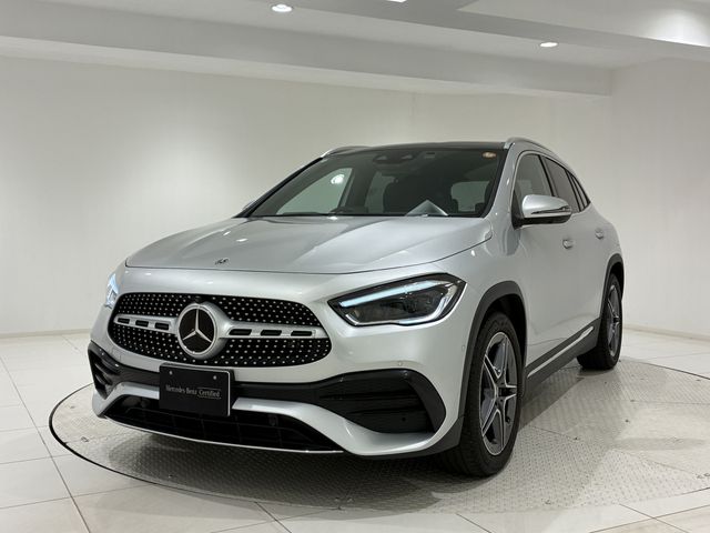 MERCEDES BENZ GLA class