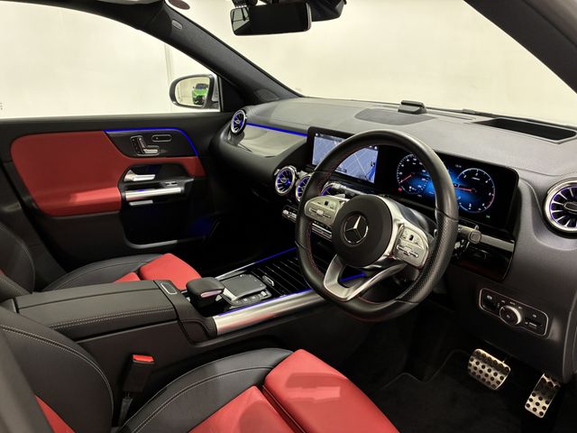 MERCEDES BENZ GLA class