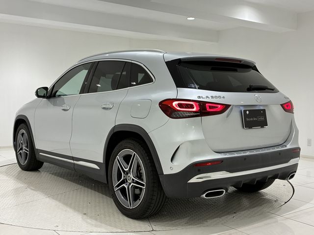 MERCEDES BENZ GLA class