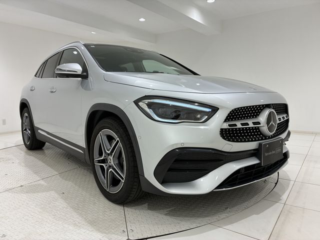 MERCEDES BENZ GLA class