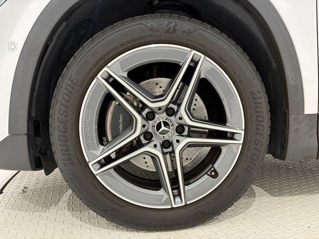 MERCEDES BENZ GLA class
