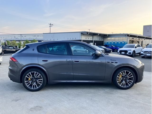 MASERATI Grecale