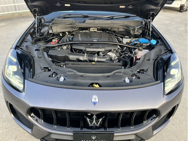 MASERATI Grecale