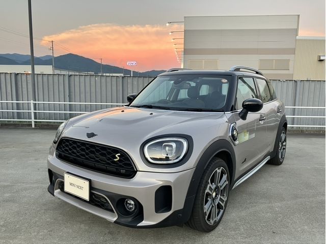 MINI COOPER S E CROSSOVER