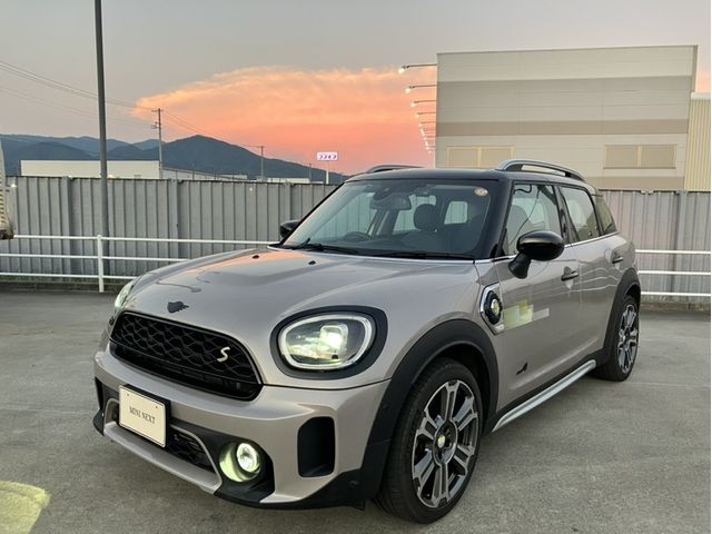 MINI COOPER S E CROSSOVER