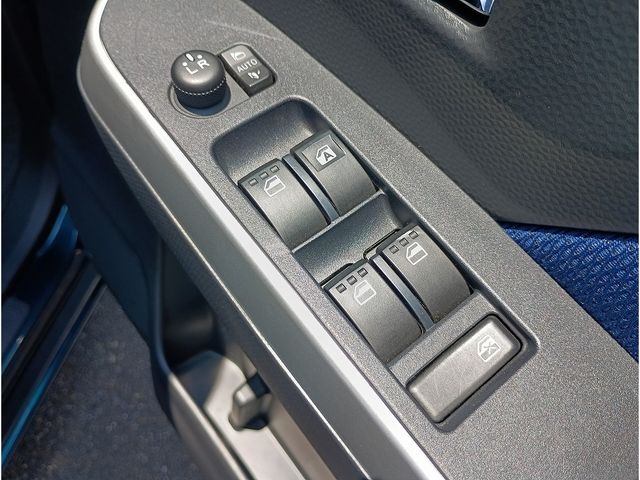 ROOMY 4WD