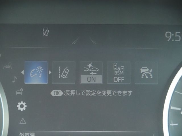 CROWN sedan hybrid 4WD