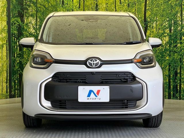 SIENTA HYBRID