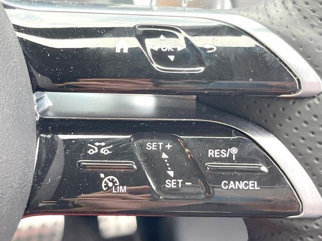 MERCEDES BENZ GLB