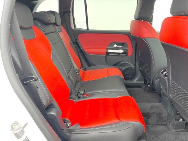 MERCEDES BENZ GLB