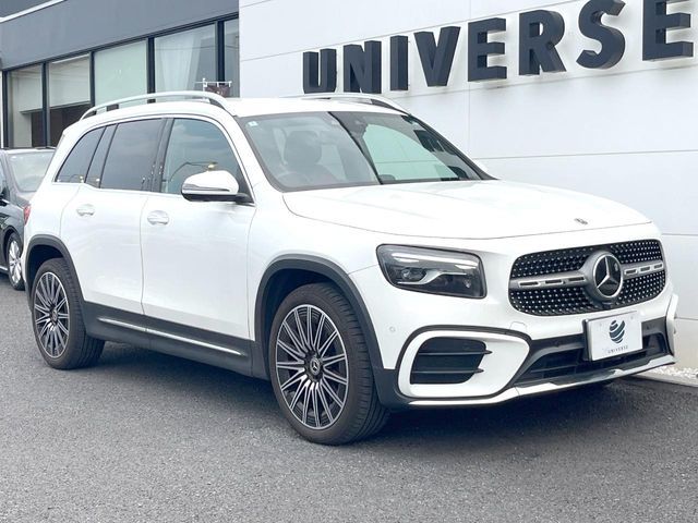 MERCEDES BENZ GLB