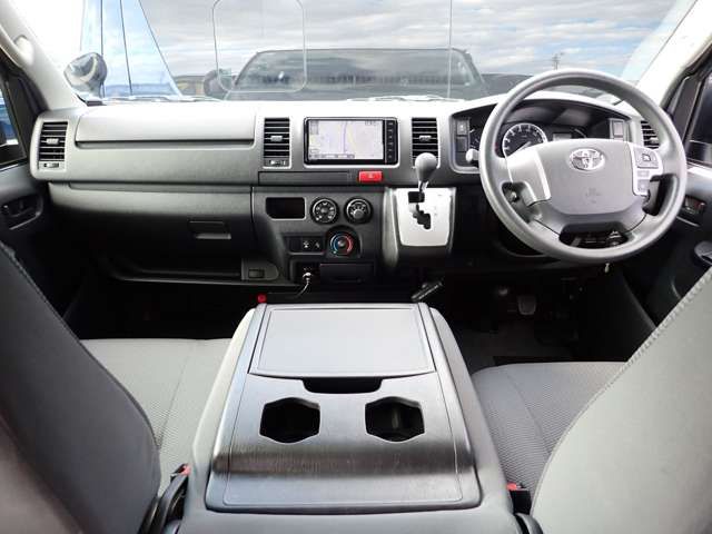 HIACE van 4WD