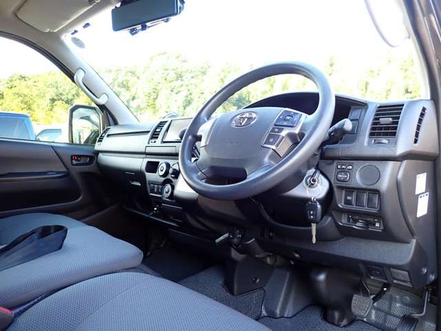 HIACE van 4WD